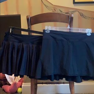 Lululemon tennis skirts-black-size 6